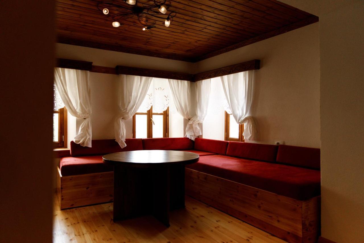Hotel Sarajet 1821 Гірокастра Екстер'єр фото