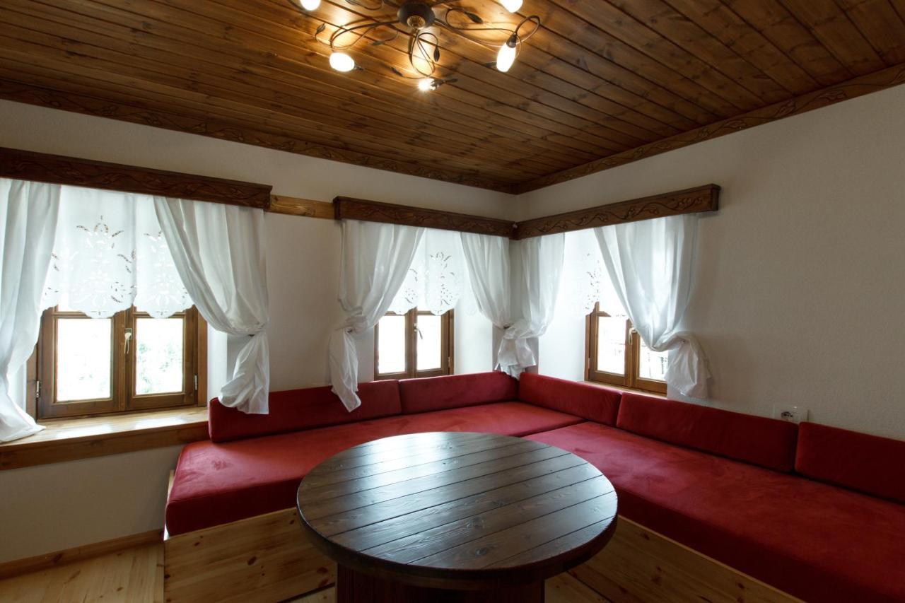 Hotel Sarajet 1821 Гірокастра Екстер'єр фото